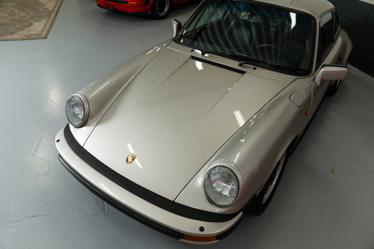 Porsche 911 Carrera 3.2