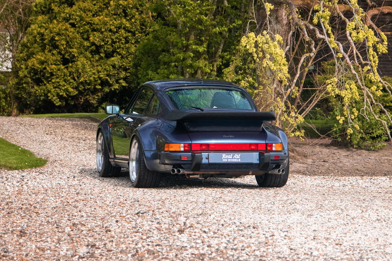 Porsche 911 Turbo 3.3
