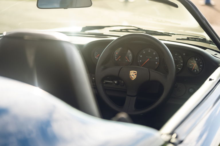 Porsche 964 Carrera 2 Speedster