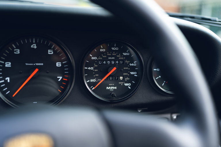 Porsche 964 Carrera 2 Speedster