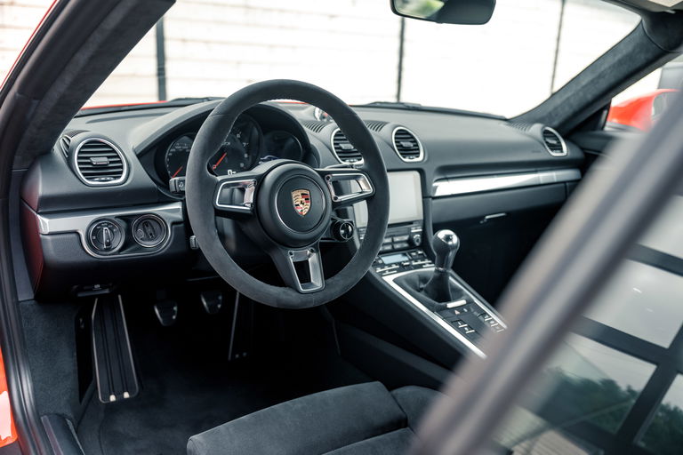 Porsche 718 Cayman GTS 4.0