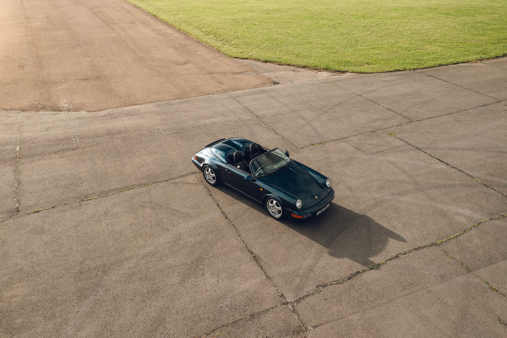 Porsche 964 Carrera 2 Speedster