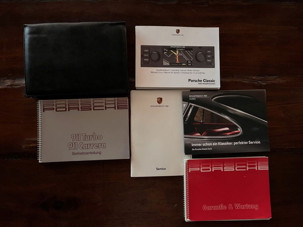 Porsche 911 Carrera 3.2