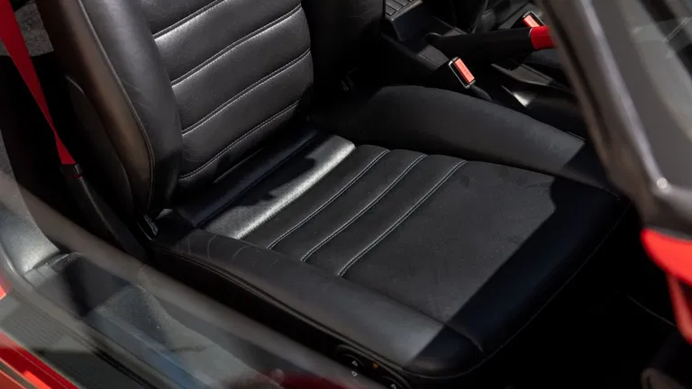 Porsche 964 Carrera 2 Speedster