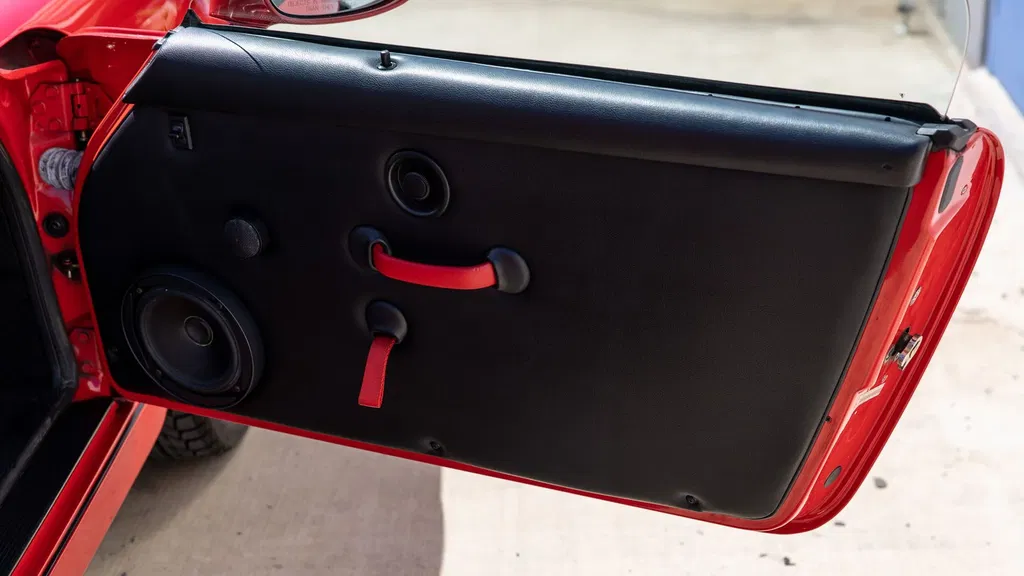 Porsche 964 Carrera 2 Speedster