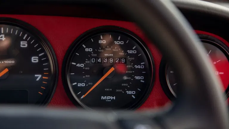 Porsche 964 Carrera 2 Speedster