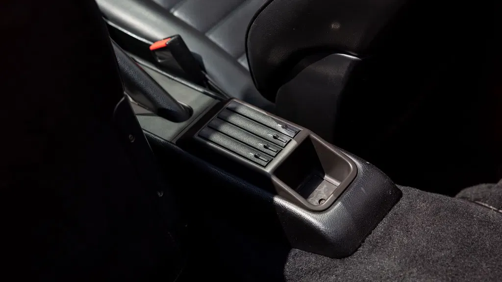 Porsche 964 Carrera 2 Speedster