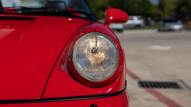 Porsche 964 Carrera 2 Speedster