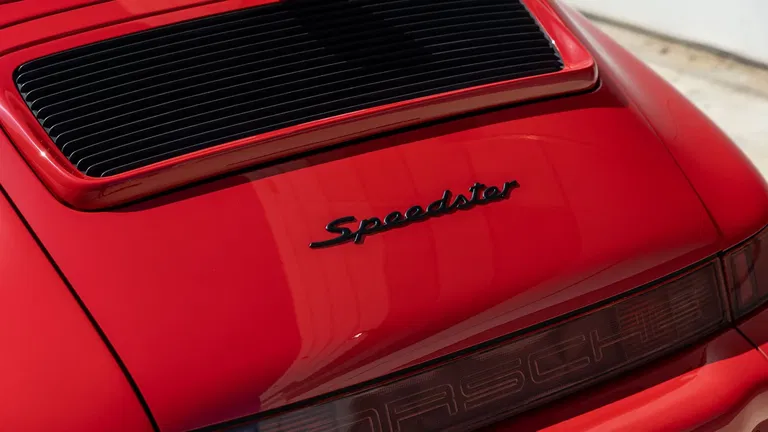 Porsche 964 Carrera 2 Speedster