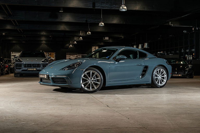 Porsche 718 Cayman