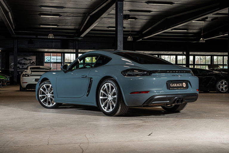 Porsche 718 Cayman
