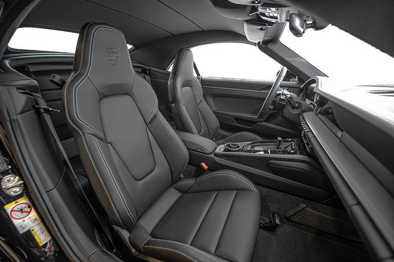 Porsche 992 Carrera S