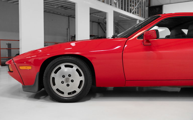 Porsche 928 S
