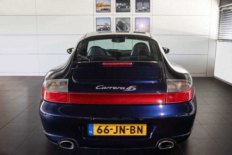 Porsche 996 Carrera 4S