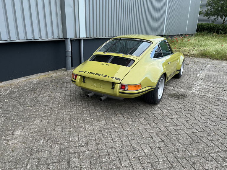Porsche 911 Backdate