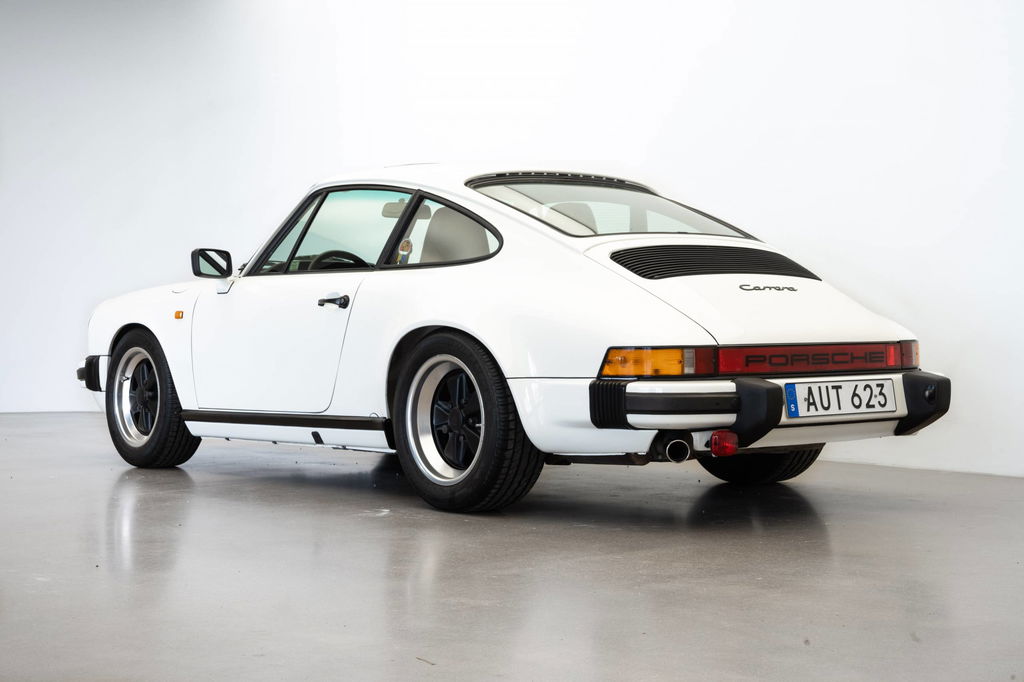 Porsche 911 Carrera 3.2