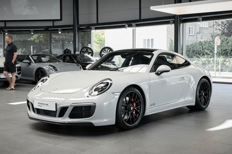 Porsche 991.2 Carrera 4 GTS