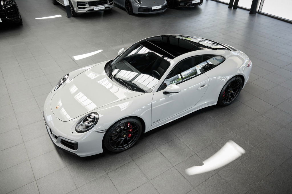 Porsche 991.2 Carrera 4 GTS