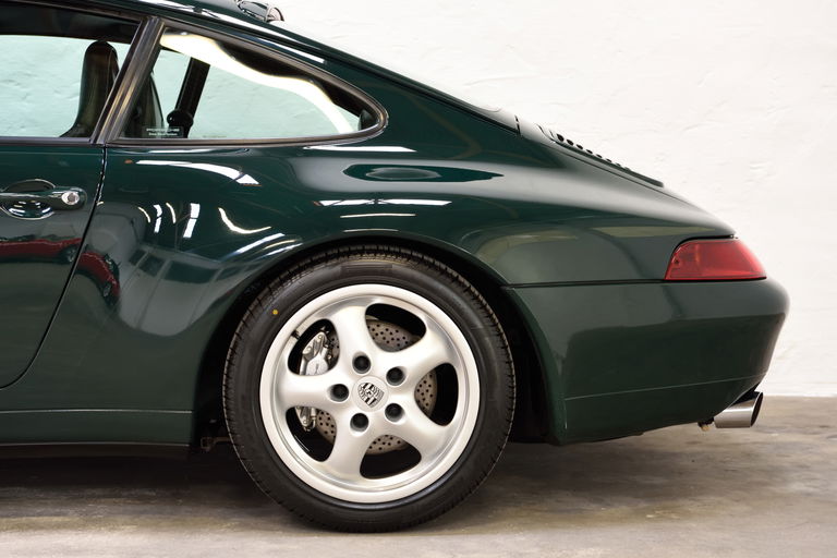 Porsche 993 Carrera 4