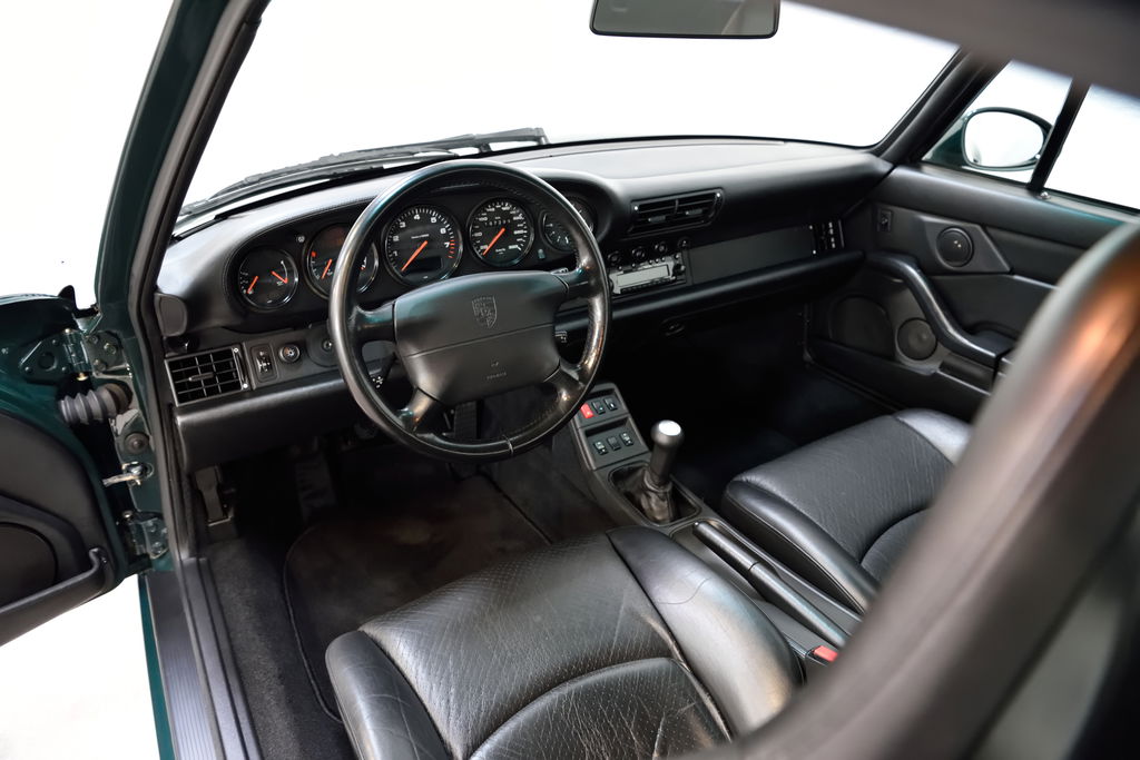 Porsche 993 Carrera 4