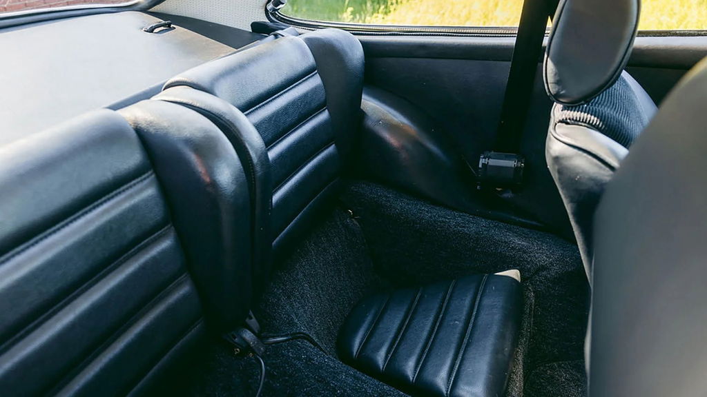 Porsche 911 S (F-Modell)