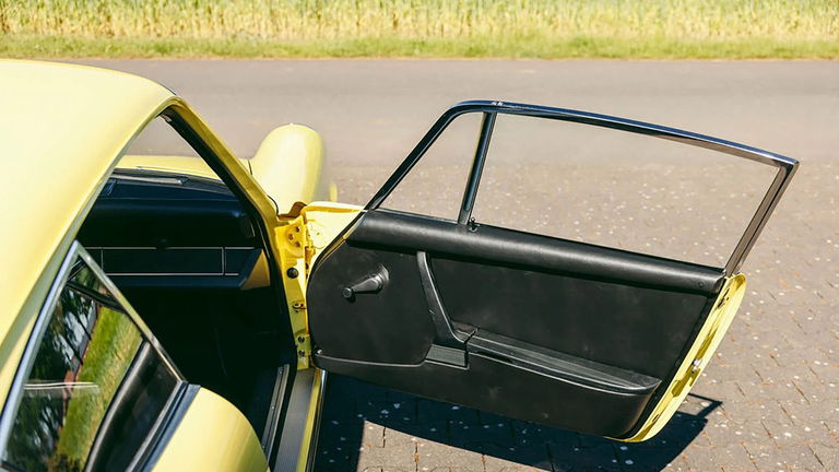 Porsche 911 S (F-Modell)