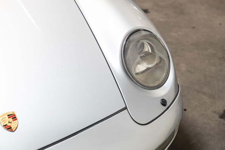 Porsche 993 Carrera 4