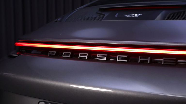 Porsche 992 GT3 Touring