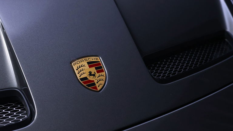 Porsche 992 GT3 Touring