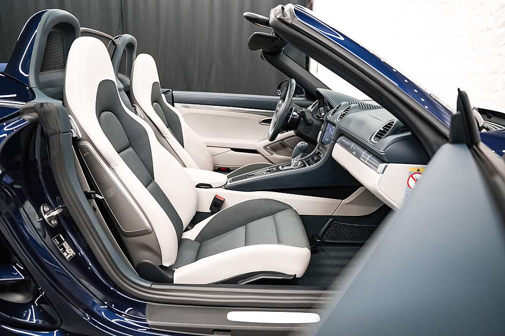 Porsche 718 Boxster S