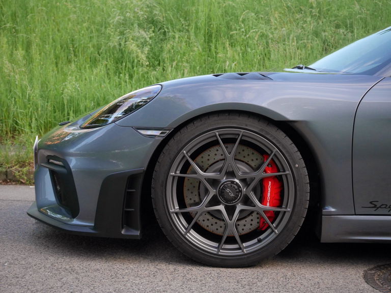 Porsche 718 Spyder RS