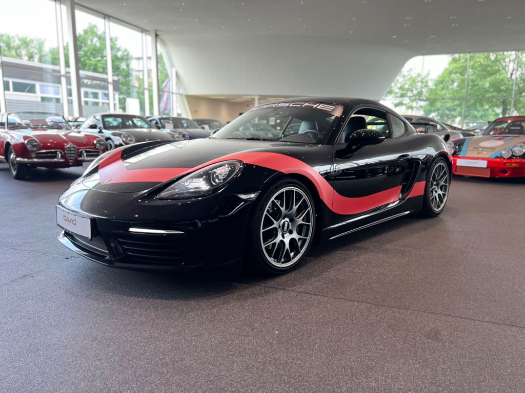 Porsche 718 Cayman