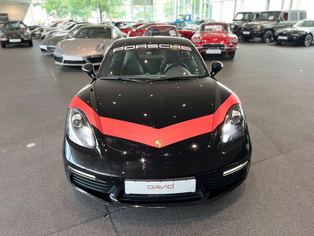 Porsche 718 Cayman