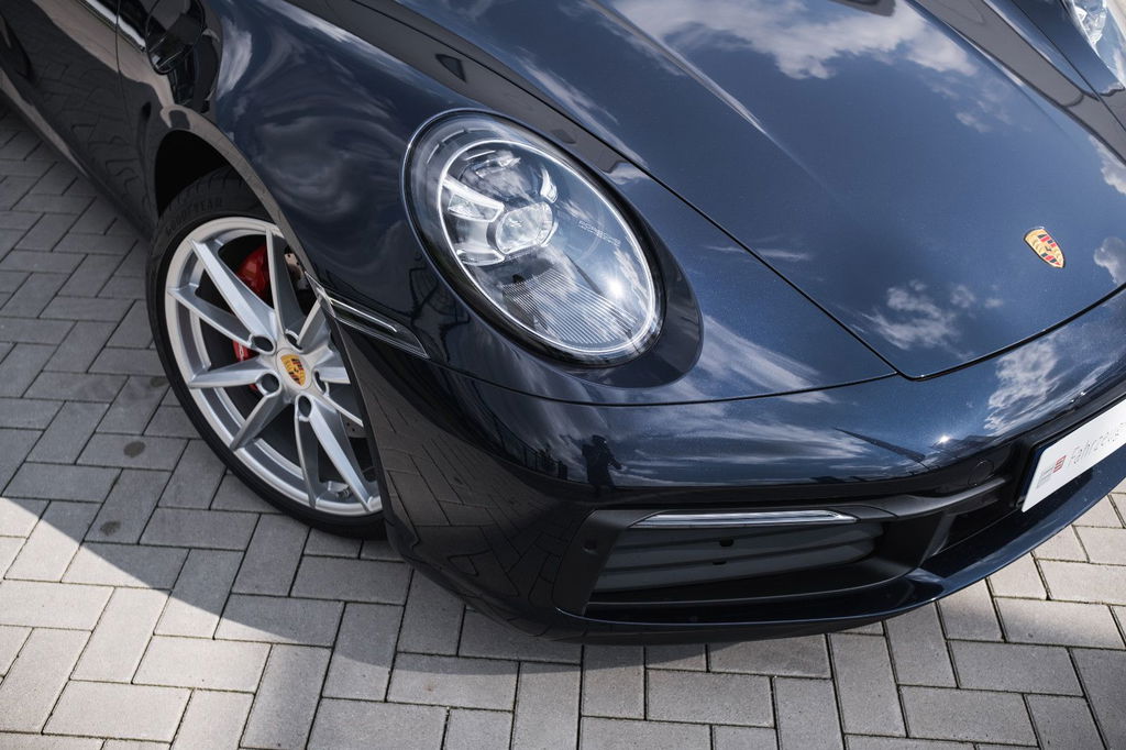 Porsche 992 Carrera 4S