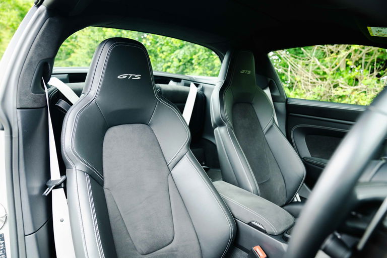 Porsche 992 Targa 4 GTS