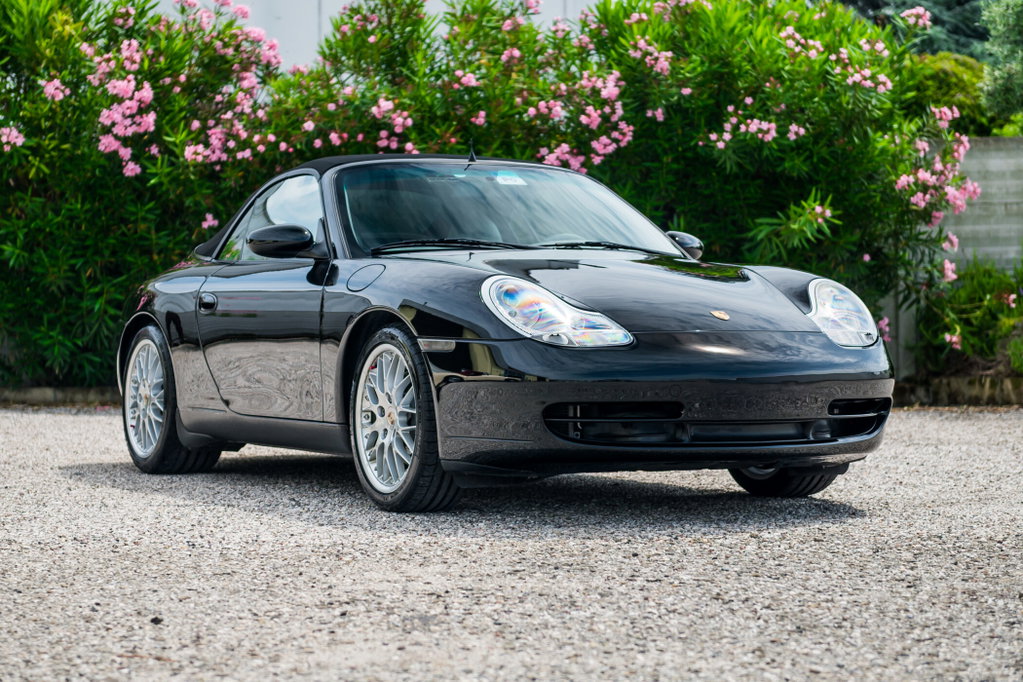 Porsche 996 Carrera