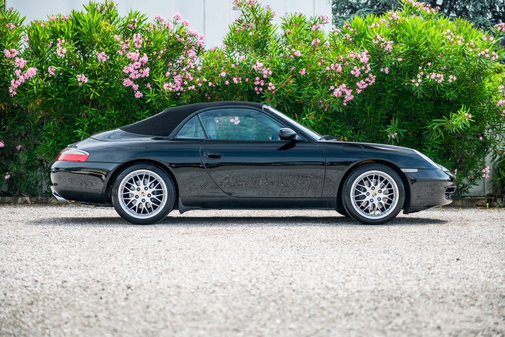 Porsche 996 Carrera