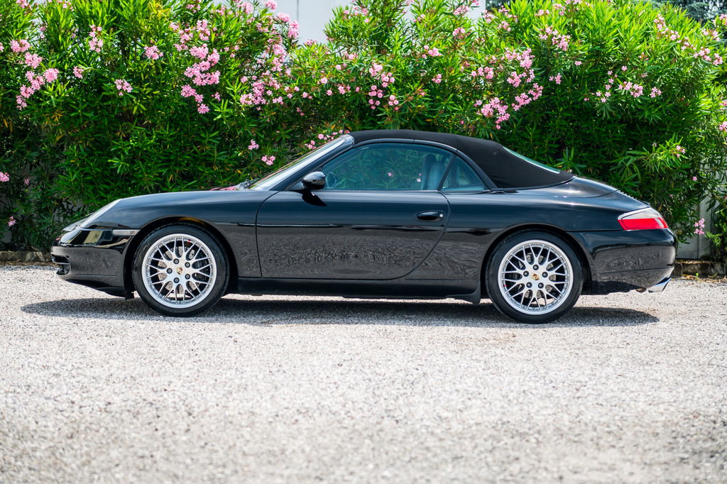 Porsche 996 Carrera