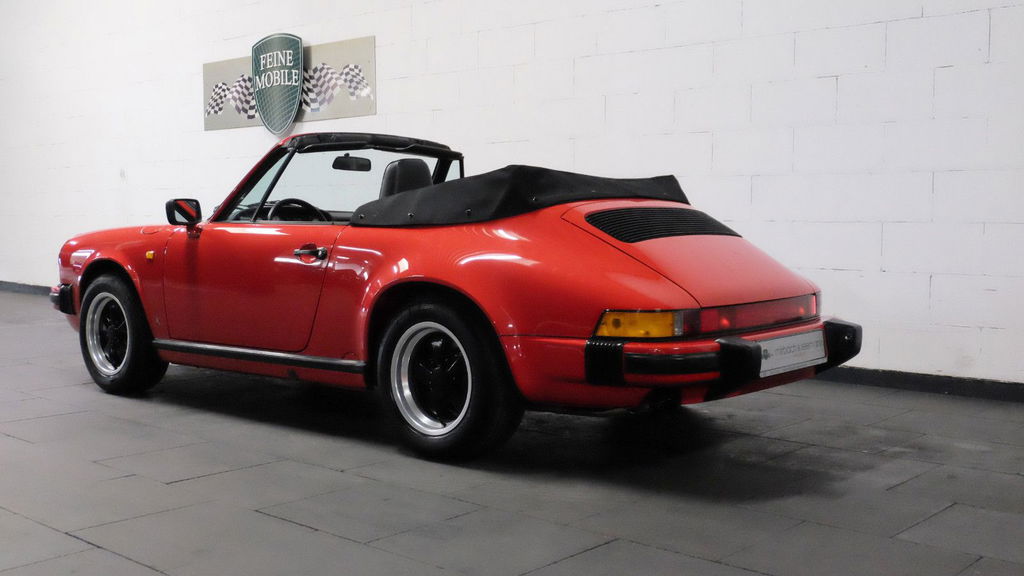 Porsche 911 Carrera 3.2