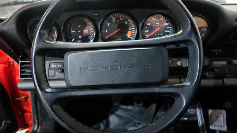 Porsche 911 Carrera 3.2