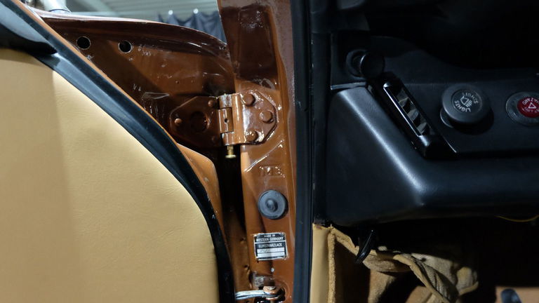 Porsche 911 Carrera (US)