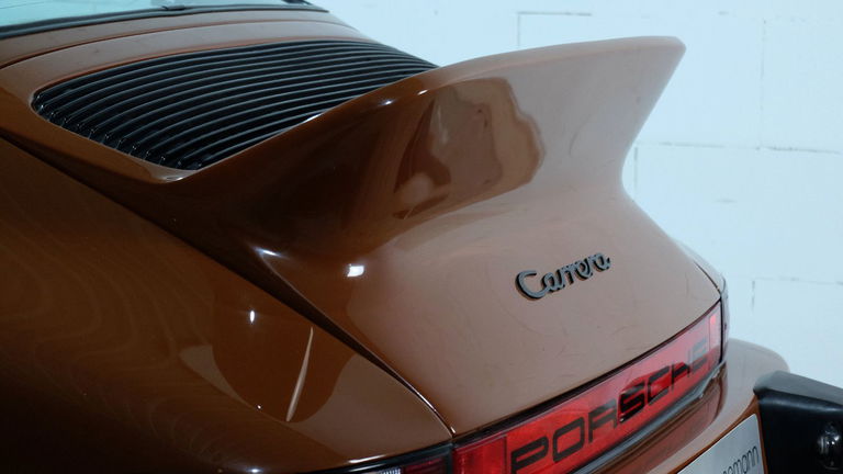 Porsche 911 Carrera (US)