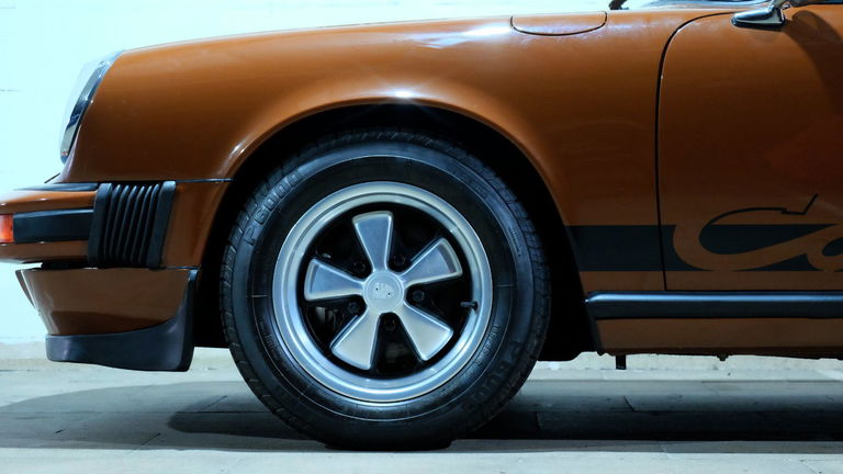 Porsche 911 Carrera (US)