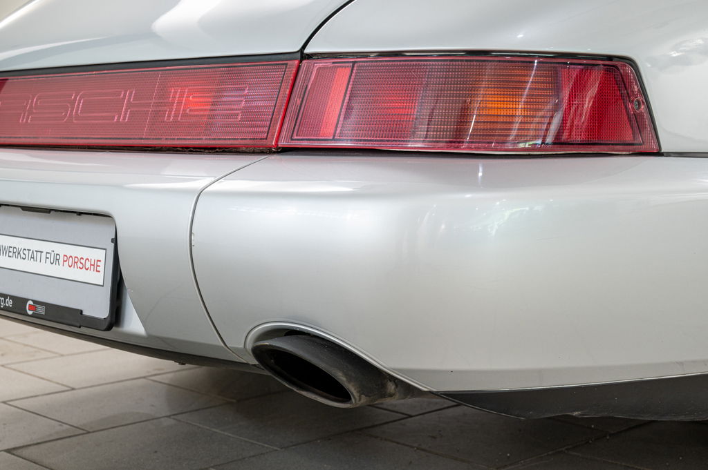 Porsche 964 Carrera 4