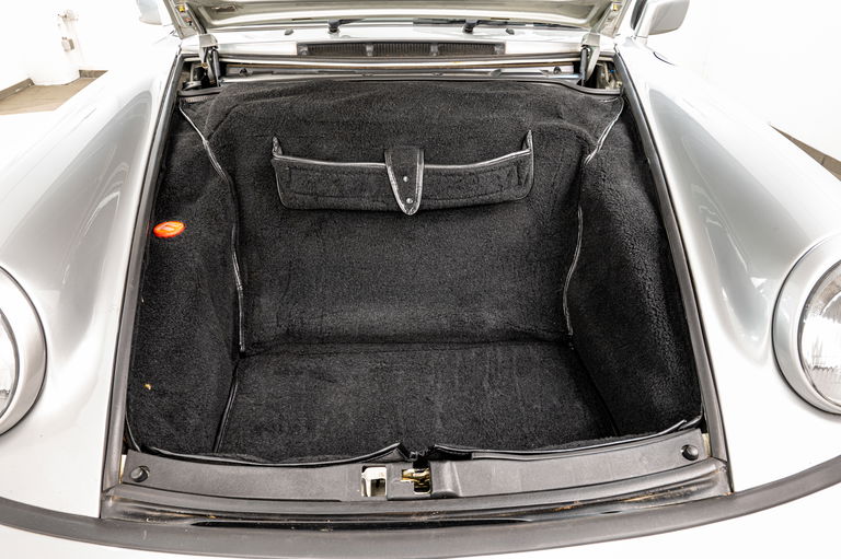 Porsche 964 Carrera 4