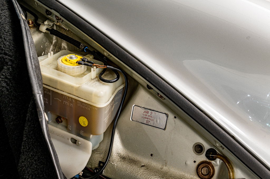 Porsche 964 Carrera 4