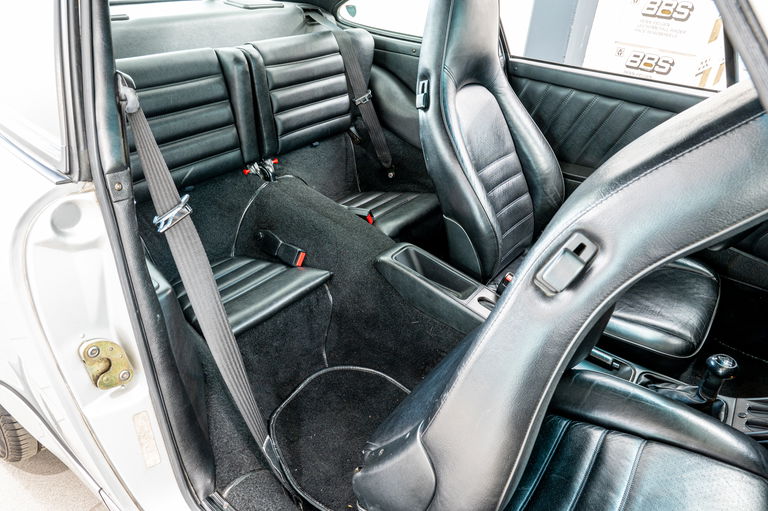 Porsche 964 Carrera 4