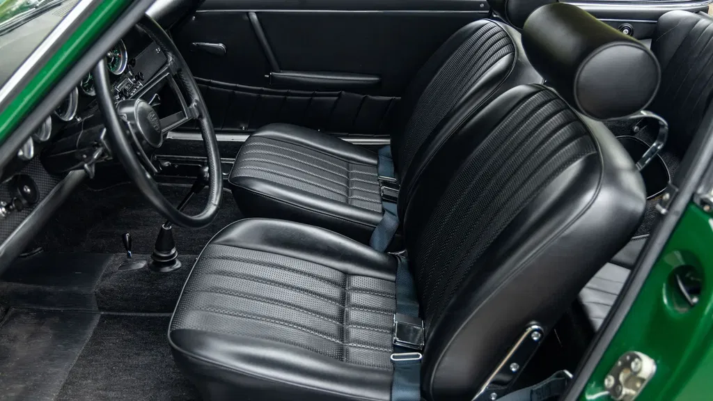 Porsche 911 S (F-Modell)