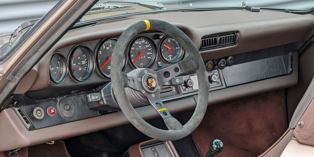 Porsche 911 Carrera 3.2