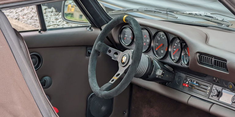 Porsche 911 Carrera 3.2